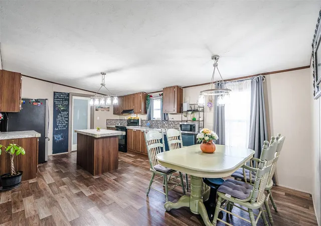 Photo 4 of Manufactured home for sale at 367 Margarita Dr, Dale, TX 78616 | MLS# 2631632 | Listing updated on 2026-09-26