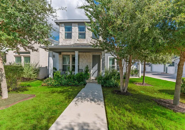 Photo 1 of Single family home for sale at 7813 Norah Dr, Austin, TX 78744 | MLS# 8934168 | Listing updated on 2026-10-02