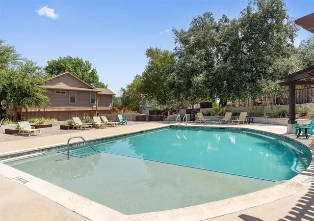 Photo 3 of Condo for sale at 2017 Geniveive Ln, Austin, TX 78741 | MLS# 3050007 | Listing updated on 2026-10-02