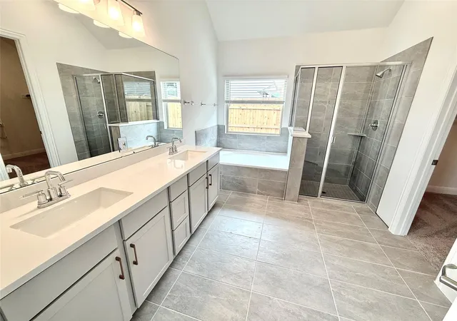 Photo 4 of Single family home for sale at 241 Mango Cir, Buda, TX 78610 | MLS# 8192109 | Listing updated on 2026-09-13