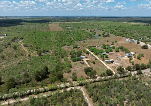 Photo 2 of Manufactured home for sale at 3301 Dry Crk Rd, Lockhart, TX 78644 | MLS# 2020409 | Listing updated on 2026-09-20