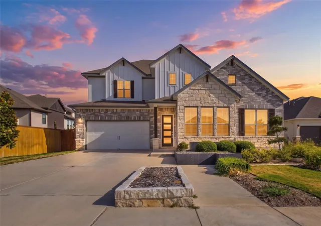 Single family home for sale at 7009 Empresa Dr, Austin, TX 78738 | MLS# 2002818