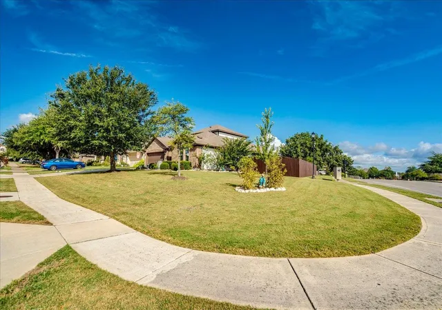 Photo 3 of Single family home for sale at 172 Mistflower Ln, Kyle, TX 78640 | MLS# 5874830 | Listing updated on 2026-10-01