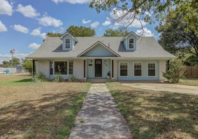 Photo 1 of Single family home for sale at 1509 Sw Hill St, Bastrop, TX 78602 | MLS# 4453461 | Listing updated on 2026-09-16