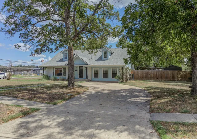 Photo 3 of Single family home for sale at 1509 SW Hill St, Bastrop, TX 78602 | MLS# 4453461 | Listing updated on 2026-09-16