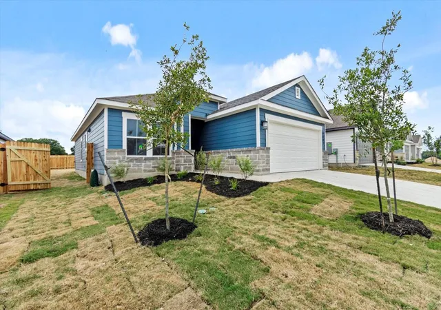 Photo 1 of Single family home for sale at 217 Bucking Ln, Liberty Hill, TX 78642 | MLS# 8612630 | Listing updated on 2026-10-03