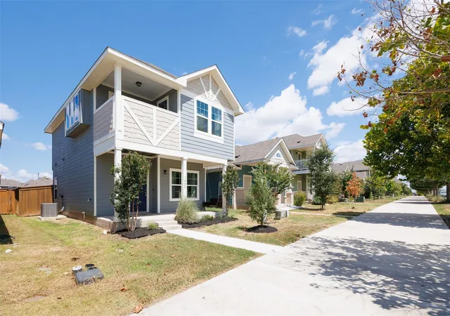 Photo 3 of Single family home for sale at 1220 Esplanade Pkwy, San Marcos, TX 78666 | MLS# 7239749 | Listing updated on 2026-09-13