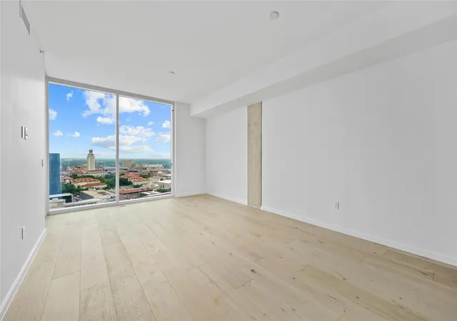 Photo 3 of Condo for sale at 313 W 17th Street #2103, Austin, TX 78701 | MLS# 2734655 | Listing updated on 2026-09-13