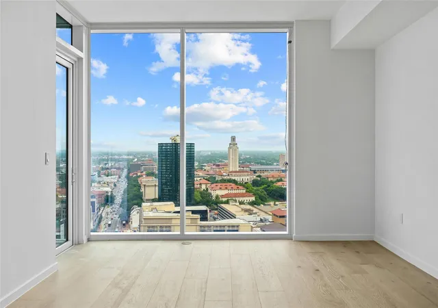 Photo 4 of Condo for sale at 313 W 17th Street #2103, Austin, TX 78701 | MLS# 2734655 | Listing updated on 2026-09-13