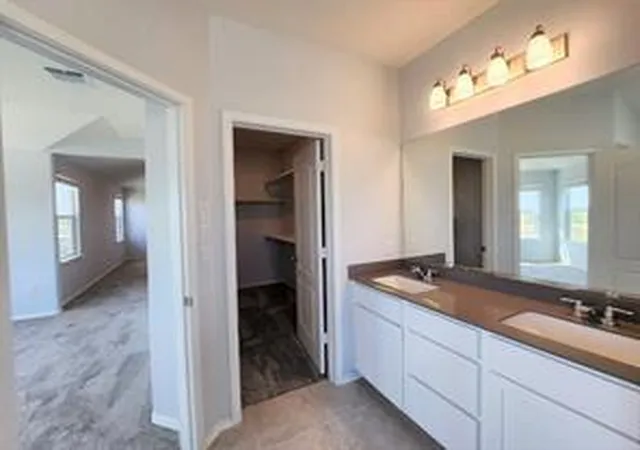 Photo 2 of Single family home for sale at 8211 Knoxville Trl, Austin, TX 78744 | MLS# 8080174 | Listing updated on 2026-09-13