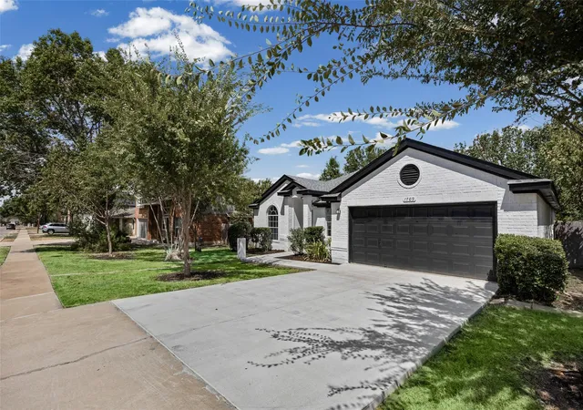 Photo 2 of Single family home for sale at 1709 Southeastern Trl, Round Rock, TX 78664 | MLS# 1889567 | Listing updated on 2026-09-13