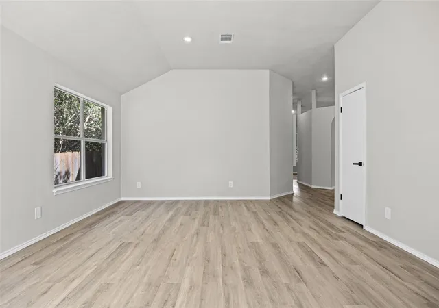 Photo 3 of Single family home for sale at 1709 Southeastern Trl, Round Rock, TX 78664 | MLS# 1889567 | Listing updated on 2026-09-26