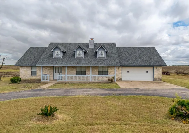 Photo 2 of Single family home for sale at 615 County Rd 357, Granger, TX 76530 | MLS# 9517464 | Listing updated on 2026-09-13