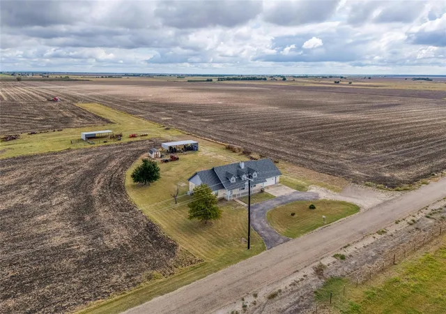 Photo 31 of Single family home for sale at 615 County Rd 357, Granger, TX 76530 | MLS# 9517464 | Listing updated on 2026-09-13