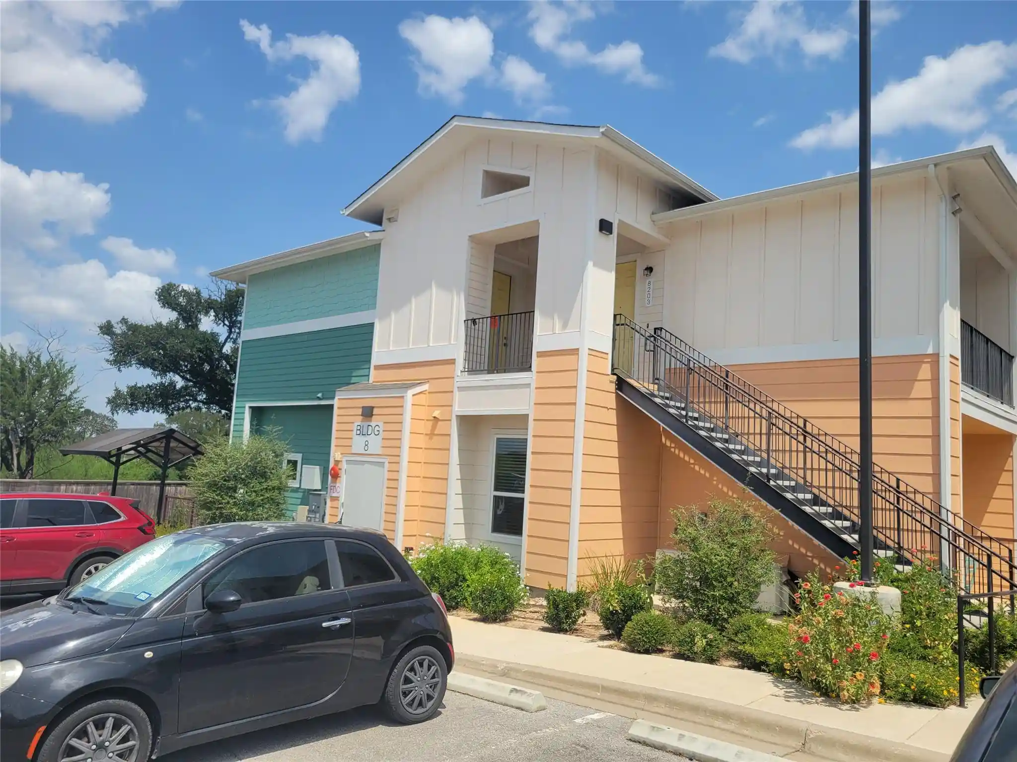 Listing Photo 1 - Condo for sale in 8601 W Gate Blvd located at 8601 W Gate Blvd, Austin, TX 78745 - Unit #8204