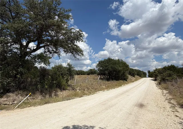 Photo 4 of House for sale at 178 County Rd 199, Mullin, TX 76864 | MLS# 7931244 | Listing updated on 2026-09-20