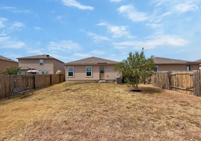 Photo 26 of Single family home for sale at 228 Millers Loop, Jarrell, TX 76537 | MLS# 7603815 | Listing updated on 2026-09-13