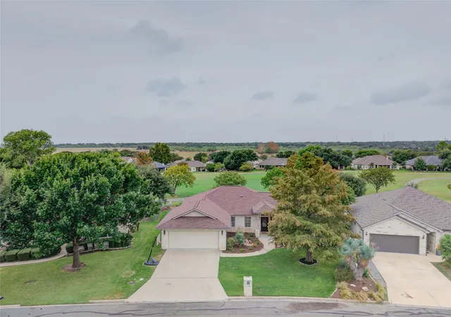 Photo 3 of Single family home for sale at 124 Marion St, Meadowlakes, TX 78654 | MLS# 4374164 | Listing updated on 2026-10-02