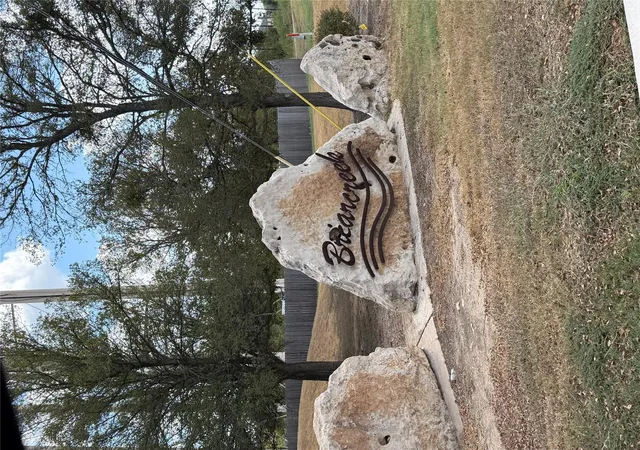 Photo 3 of Single family home for sale at 11316 Briarcreek Loop, Manor, TX 78653 | MLS# 9349563 | Listing updated on 2026-10-08