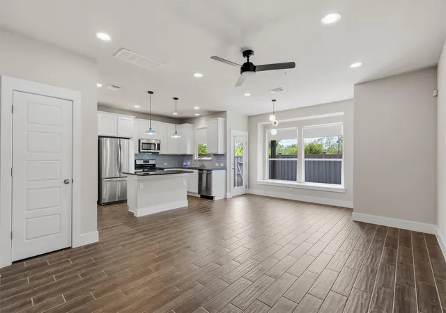 Photo 2 of Townhouse for sale at 7604 Wildcat Pass, Austin, TX 78757 | MLS# 2760640 | Listing updated on 2026-10-08