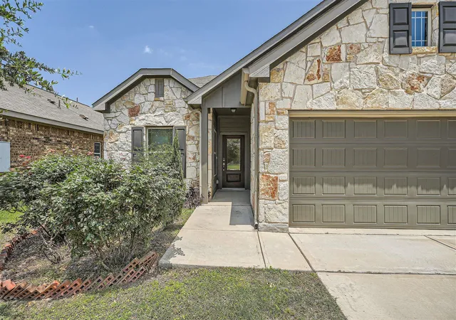 Single family home for sale at 299 Shale Cir, Buda, TX 78610 | MLS# 3007450