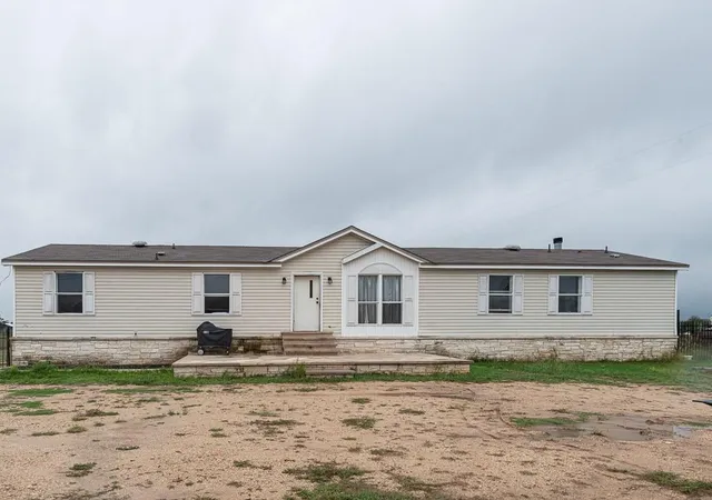 Photo 3 of Manufactured home for sale at 1185 Fm 812, Cedar Creek, TX 78612 | MLS# 1612296 | Listing updated on 2026-09-15