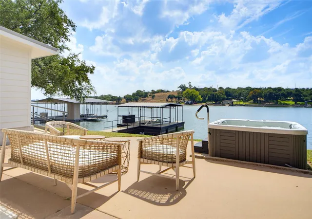 Photo 3 of Single family home for sale at 516 Is Lodges Dr, Buchanan Dam, TX 78609 | MLS# 8244786 | Listing updated on 2026-10-08