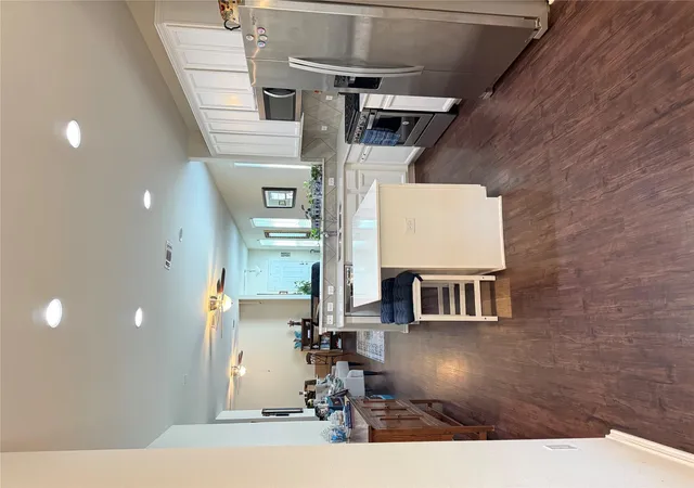 Photo 2 of Single family home for sale at 281 La Dera Dr, Liberty Hill, TX 78642 | MLS# 5803995 | Listing updated on 2026-09-13