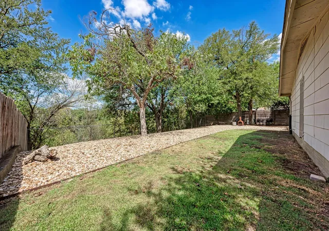 Photo 4 of Single family home for sale at 6810 Langston Dr, Austin, TX 78723 | MLS# 4863347 | Listing updated on 2026-09-19