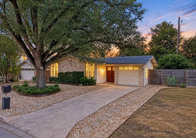 Photo 1 of Single family home for sale at 6810 Langston Dr, Austin, TX 78723 | MLS# 4863347 | Listing updated on 2026-10-12
