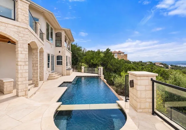 Photo 4 of Single family home for sale at 7204 Cielo Azul Pass, Austin, TX 78732 | MLS# 5534628 | Listing updated on 2026-10-10