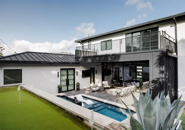 Photo 2 of Single family home for sale at 3007 Garden Villa Ln, Austin, TX 78704 | MLS# 7913916 | Listing updated on 2026-09-27