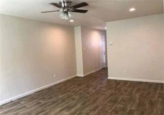 Photo 2 of House for sale at 407 Vista W Ct, Bastrop, TX 78602 | MLS# 6090976 | Listing updated on 2026-09-14