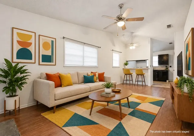 Listing Photo 5 - Condo for sale in building located at 612 Mill St, San Marcos, TX 78666 - Unit #A & B