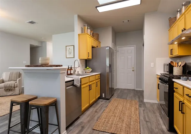 Photo 4 of Single family home for sale at 615 Blue Oak Cir, Cedar Park, TX 78613 | MLS# 3132630 | Listing updated on 2026-10-04