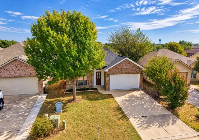 Photo 3 of Single family home for sale at 150 Engineers Pass, Jarrell, TX 76537 | MLS# 9263520 | Listing updated on 2026-09-15