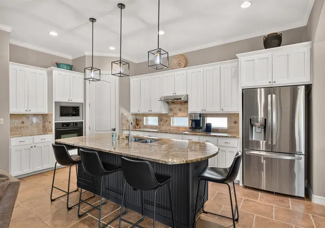 Photo 3 of Single family home for sale at 16 Swiftwater Trl, The Hills, TX 78738 | MLS# 6601766 | Listing updated on 2026-09-16