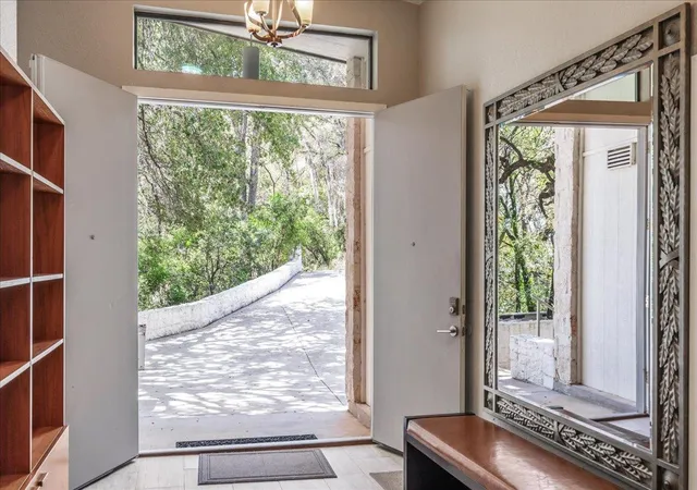 Photo 3 of Single family home for sale at 207 Rogers Ridge St, San Marcos, TX 78666 | MLS# 7861397 | Listing updated on 2026-09-28