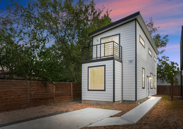 Photo 20 of Single family home for sale at 1706 Redd St #2, Austin, TX 78745 | MLS# 1461119 | Listing updated on 2026-10-06