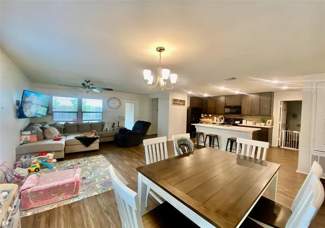 Photo 4 of Single family home for sale at 110 W Point Way, Elgin, TX 78621 | MLS# 7433964 | Listing updated on 2026-10-08
