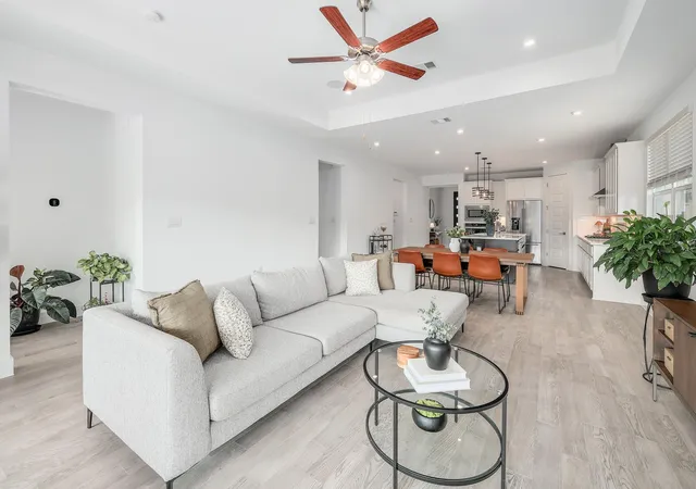 Photo 4 of Single family home for sale at 1340 Brescia Walk, Leander, TX 78641 | MLS# 5011431 | Listing updated on 2026-09-17