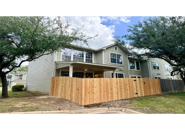 Photo 4 of Condo for sale at 2632 Century Park Blvd #39, Austin, TX 78727 | MLS# 5147671 | Listing updated on 2026-09-30