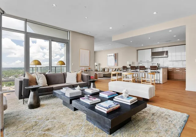 Photo 1 of Condo for sale at 200 Congress Ave #37H, Austin, TX 78701 | MLS# 6014802 | Listing updated on 2026-09-17