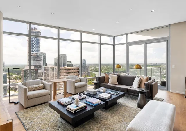 Photo 3 of Condo for sale at 200 Congress Ave #37H, Austin, TX 78701 | MLS# 6014802 | Listing updated on 2026-09-17