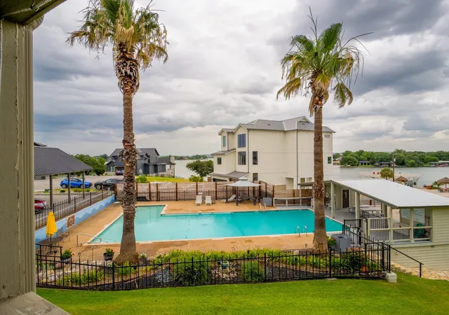 Photo 3 of Condo for sale at 604 Highcrest Dr #722, Granite Shoals, TX 78654 | MLS# 5511017 | Listing updated on 2026-09-18