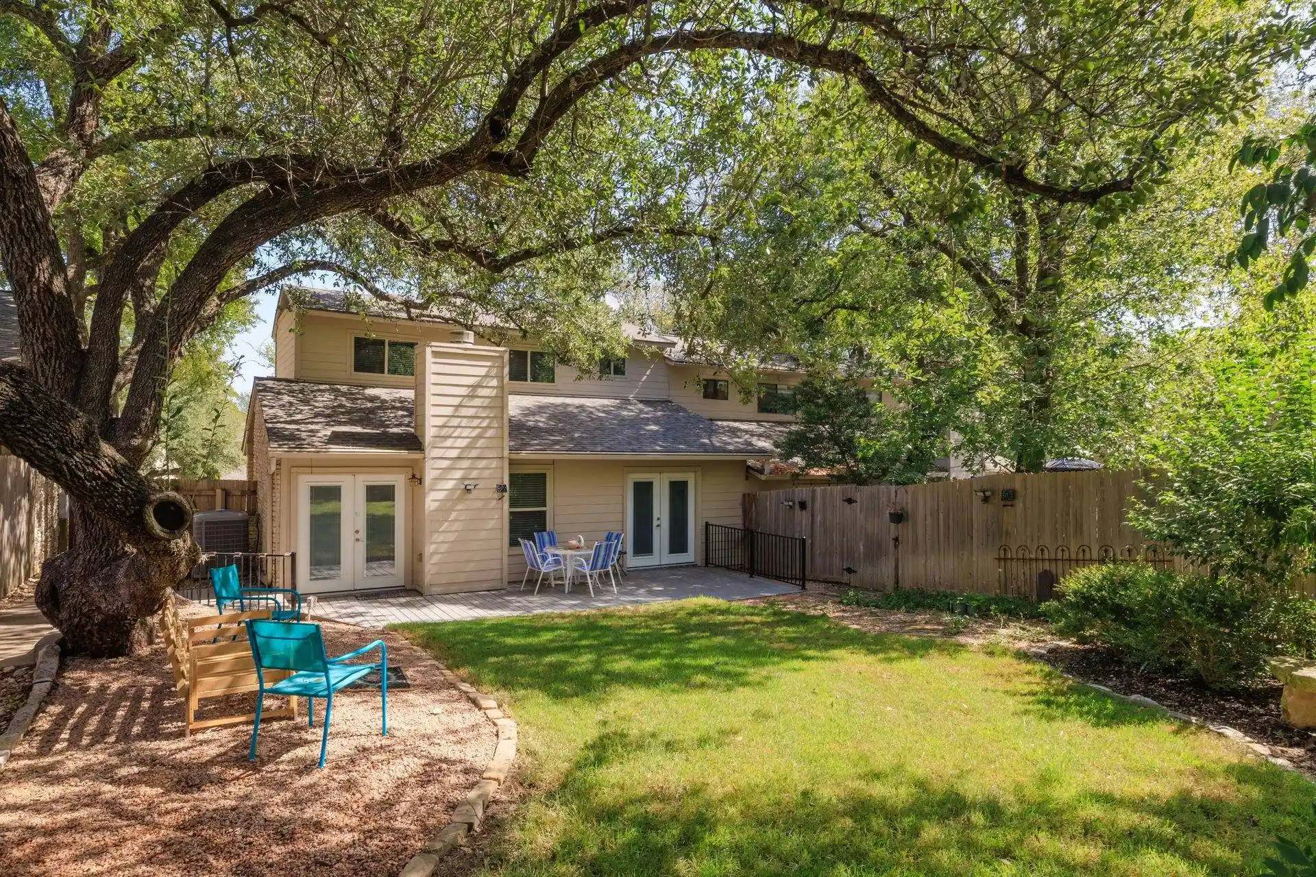 Listing Photo 2 - Condo for sale in 9518 Topridge Dr located at 9518 Topridge Dr, Austin, TX 78750 - Unit #21