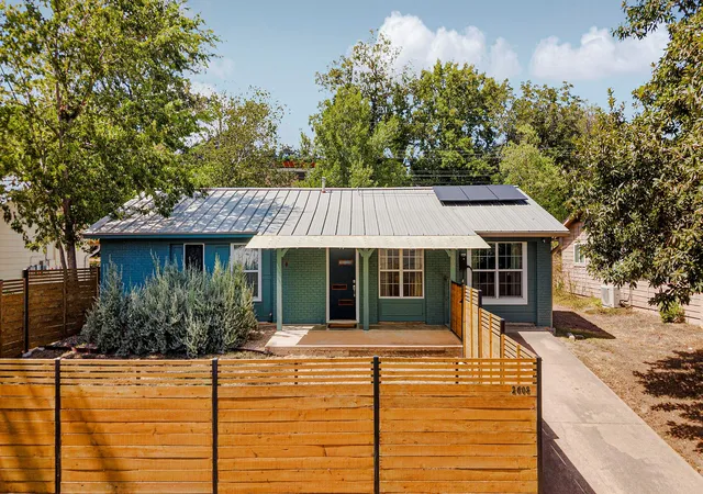 Photo 2 of Single family home for sale at 2608 Sherwood Ln, Austin, TX 78704 | MLS# 3049084 | Listing updated on 2026-10-13