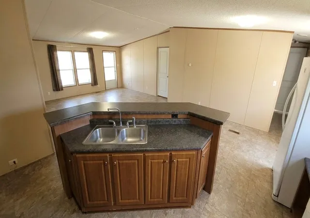 Photo 1 of Manufactured home for sale at 305 Thompson Ln, Dale, TX 78616 | MLS# 9291023 | Listing updated on 2026-09-15