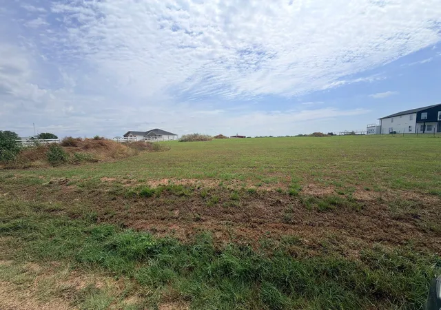 Photo 1 of Land for sale at 000 Balch Rd, Elgin, TX 78621 | MLS# 3898341 | Listing updated on 2026-10-01