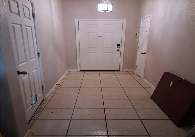 Photo 4 of Single family home for sale at 1101 Downridge Dr, Leander, TX 78641 | MLS# 4490260 | Listing updated on 2026-09-15